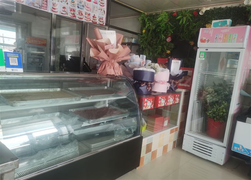 蛋糕店设备转让