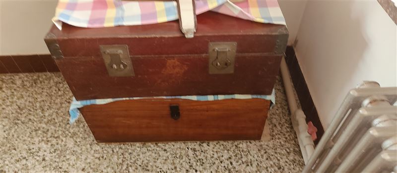 低价处理折叠单人床饮水机床垫显示器