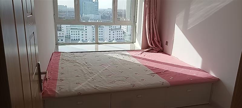 陪读、考研学区房